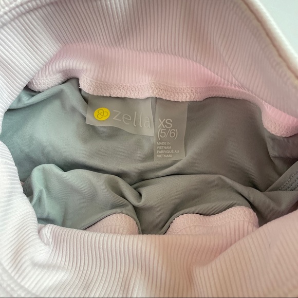 Zella shorts - Picture 3 of 5